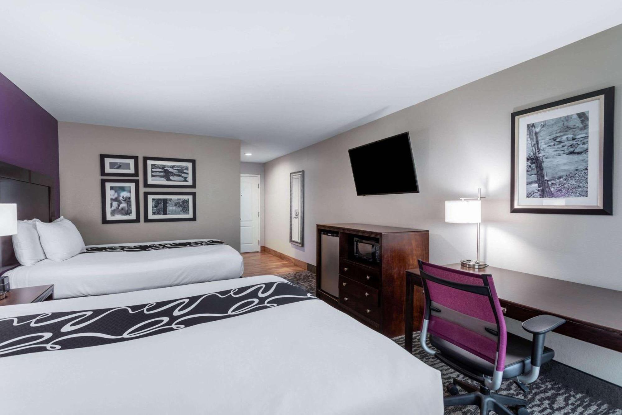 La Quinta By Wyndham Huntsville Airport Madison Exterior photo